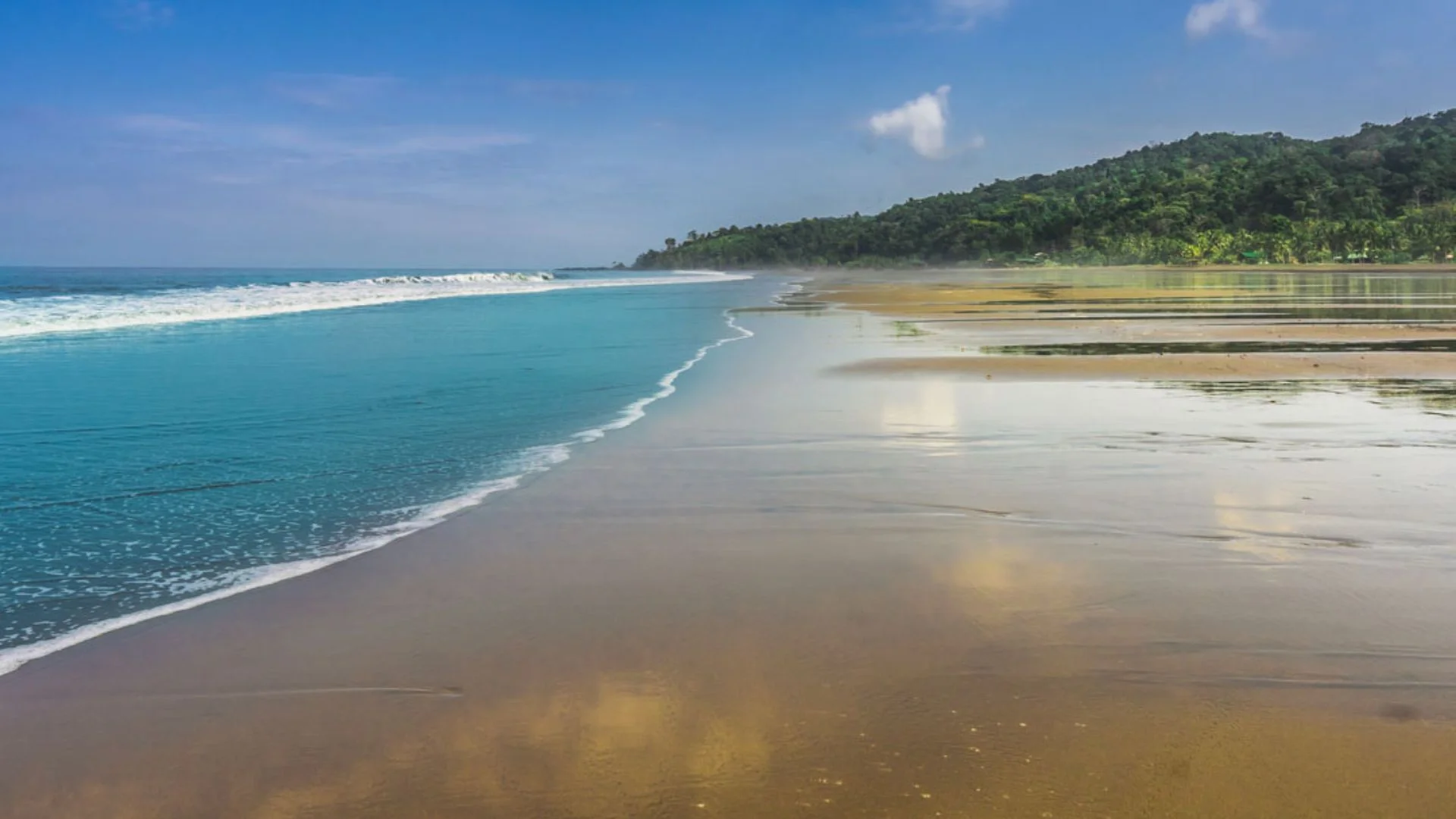 Viajes a Bahía Solano | Brilla